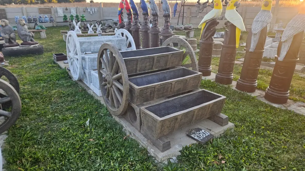 Concrete garden ornaments